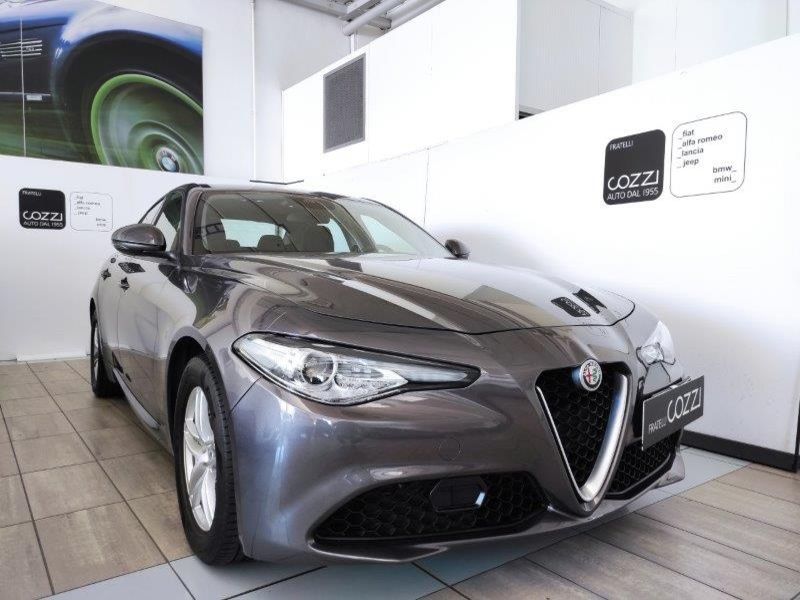 ALFA ROMEO Giulia (2016) Giulia 2.0 Turbo 200 CV AT8 Business - Cozzi